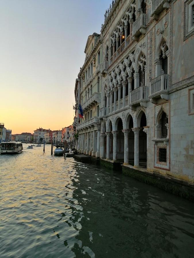 Apartamento Rizzi, Elegante Monolocale In Centro Storico Venecia Exterior foto